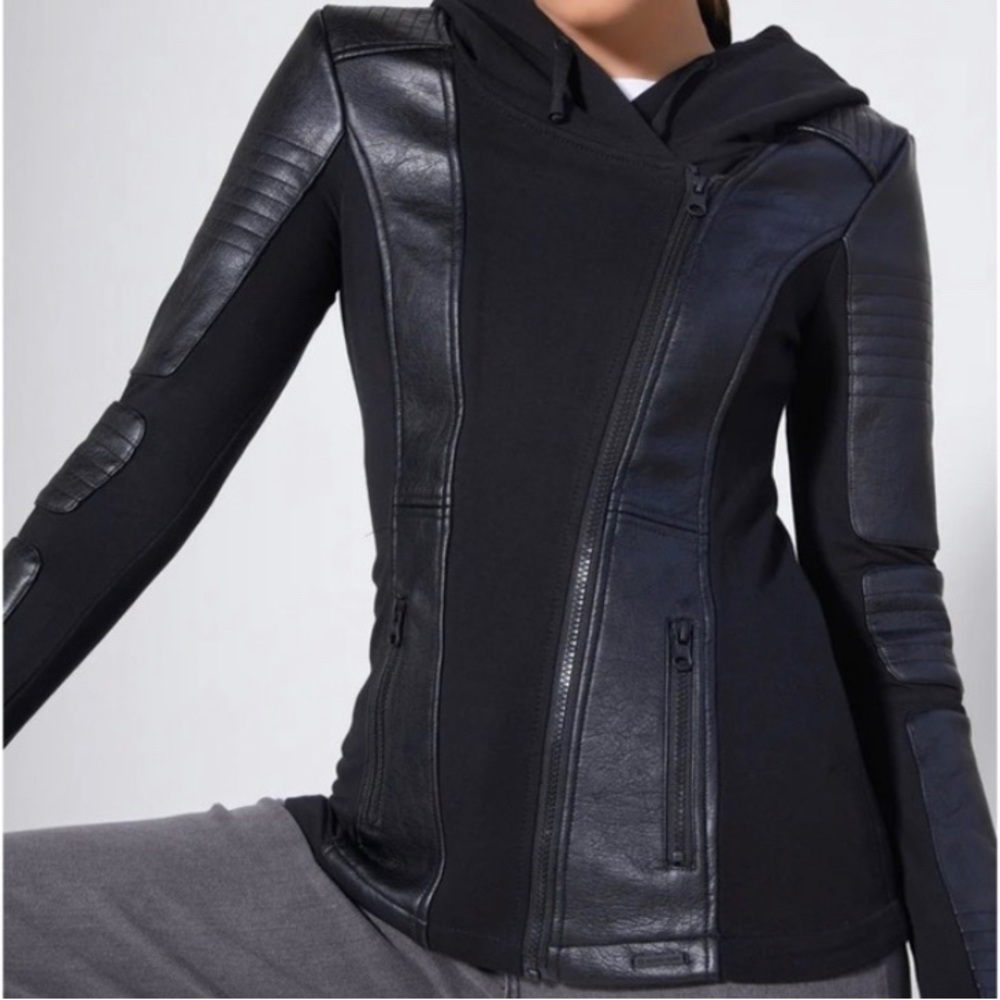 Blanc Noir Jacket